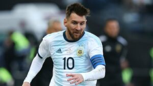 Read more about the article MESSI BẤT NGỜ TRỞ LẠI TUYỂN ARGENTINA THI ĐẤU VÒNG LOẠI WORLD CUP 2022