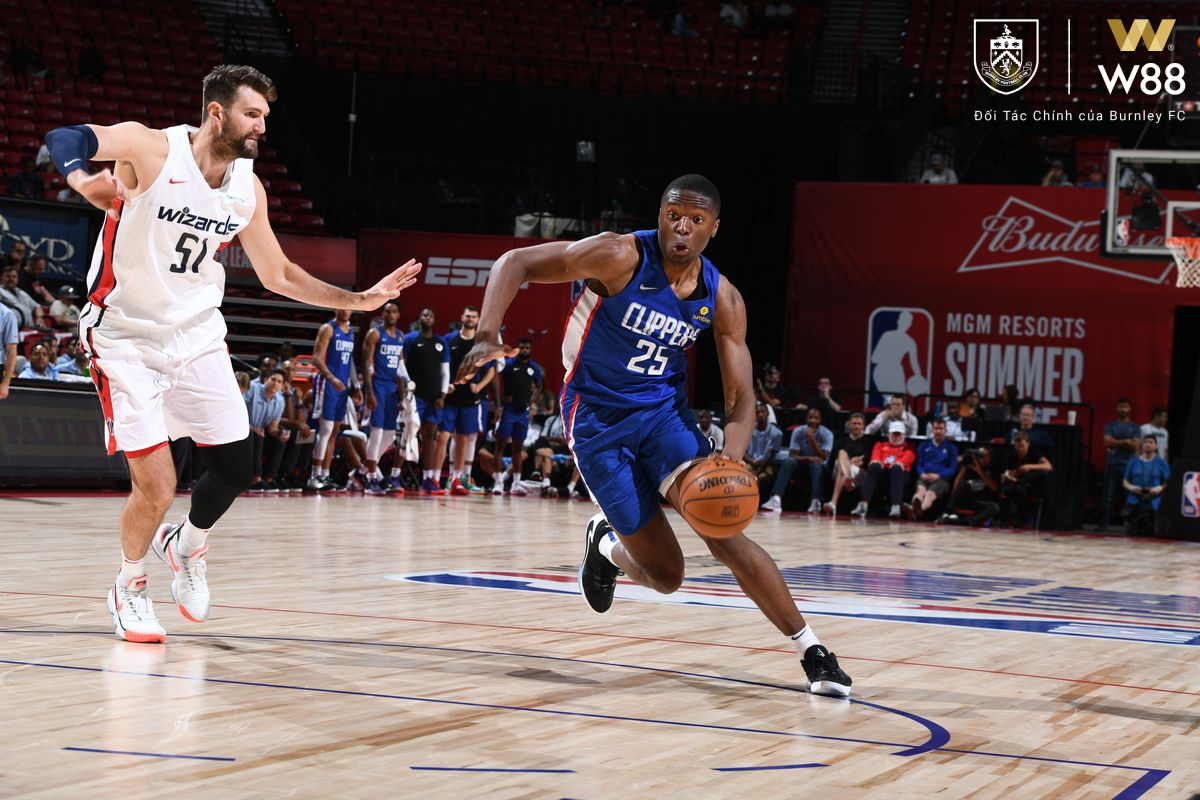 You are currently viewing SOI KÈO BÓNG RỔ NBA SUMMER LEAGUE LA CLIPPERS VS KINGS (09:30 NGÀY 11/7)